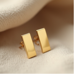 Minimalist Bar Studs