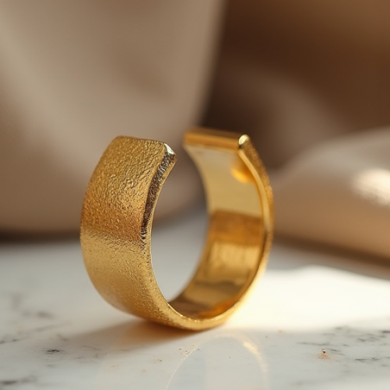 Women's Textured Ear Cuff - Elegant Style