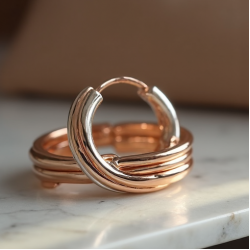 Women's Metallic Hoop Set