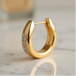 Women's Metallic Ear Climber