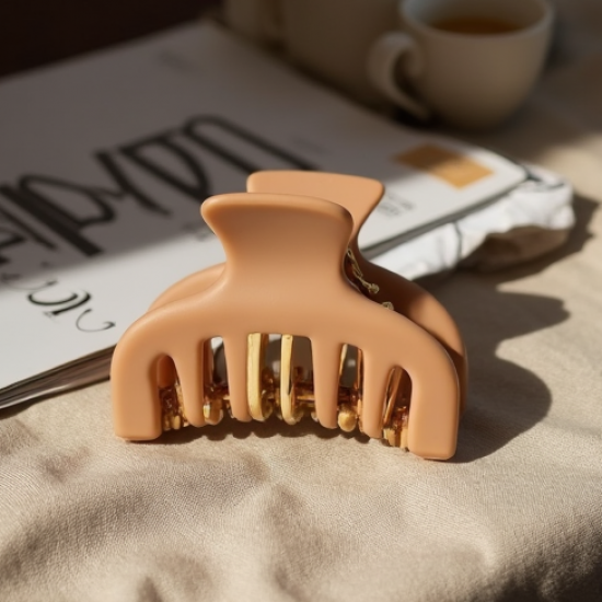 Women's Oversized Claw Clip