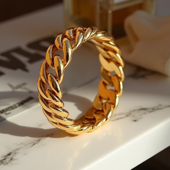 Women's Thick Link Bangle